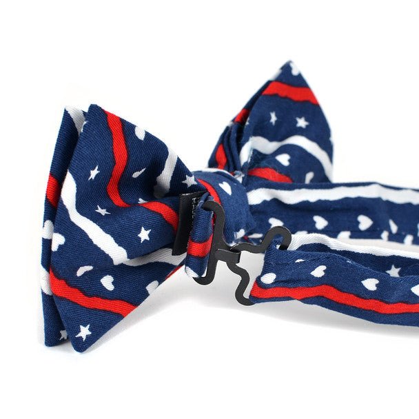 Men's Patriotic Hearts & Stars Cotton Bow Tie & Hanky Set - CTBH1735-NV - Bundle Bus