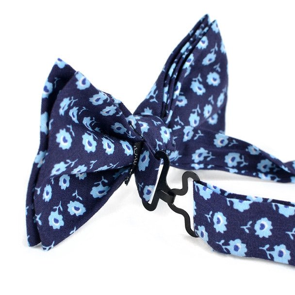 Men's Petite Flowers Cotton Bow Tie & Hanky Set - CTBH1739 - Bundle Bus