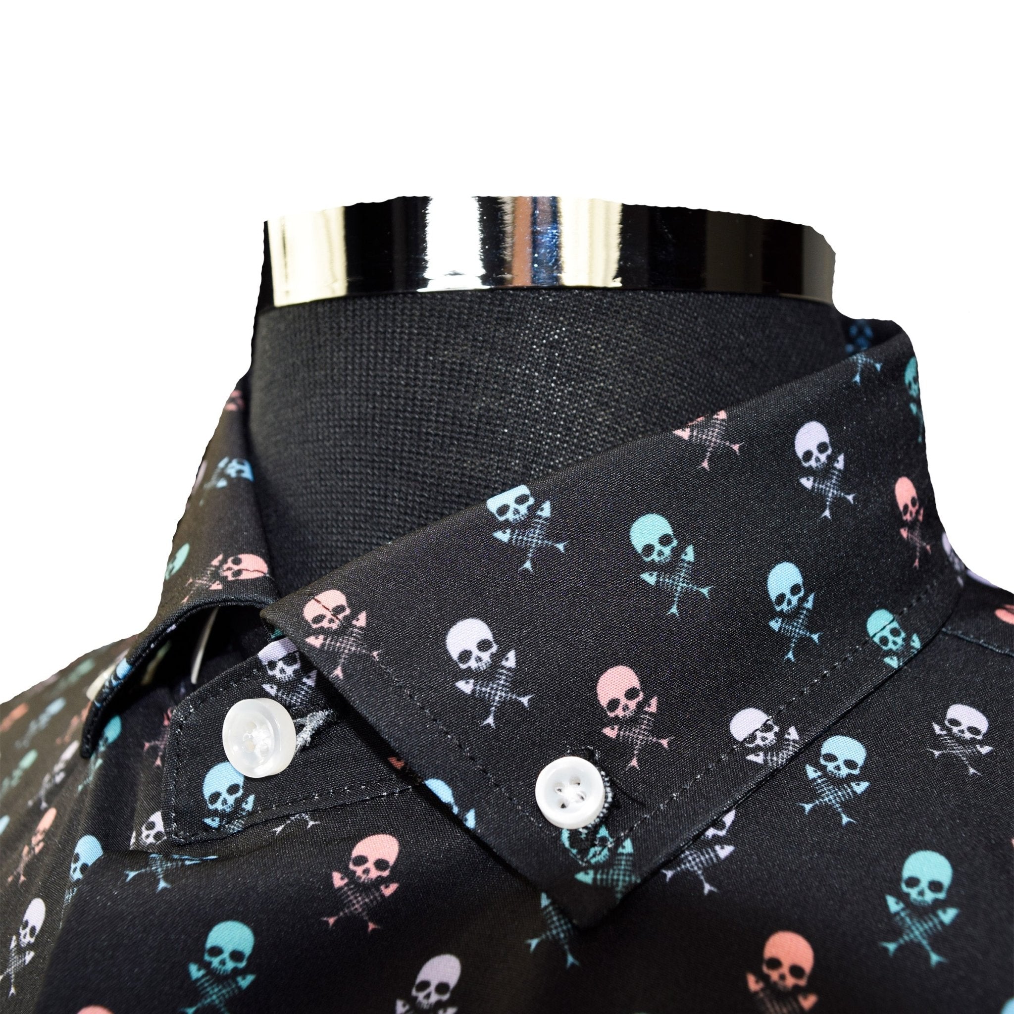 Tiny Skull and Fish Bones - Men's Short Sleeve Stretch - Bundle Bus