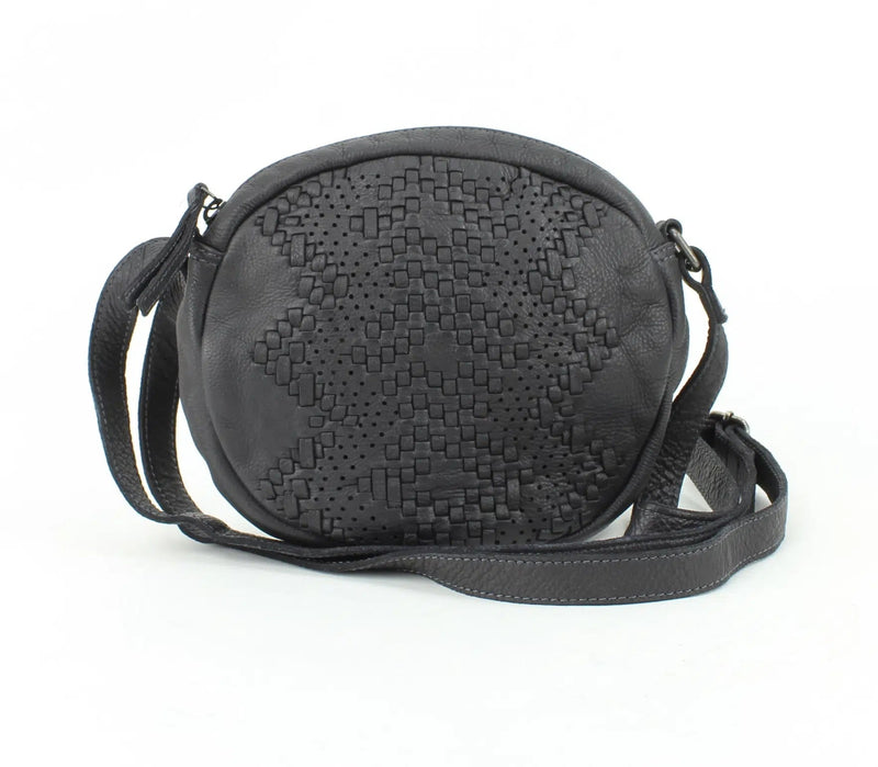 Weaved leather round crossbody bag RB106 - Bundle Bus